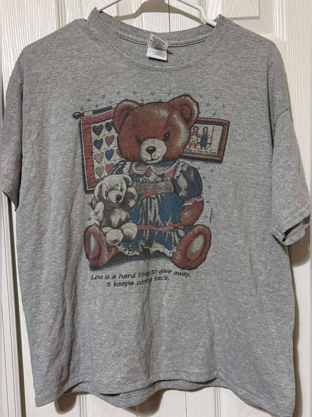 Gildan Heavy Cotton Vintage Teddy Bear Graphic Gray Crewneck T-Shirt women’s L